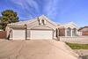 Peaceful Glendale Home With Yard, Patio And Pool!
