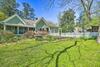 Adorable Georgia Cottage With Screened-in Porch