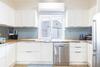 Entire Serviced Apartment With Wifi And Hot Tub