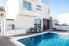 Brand New 3-br Villa/pool,2'on Foot-trinity Beach!