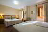 Hotel Humaina(.)