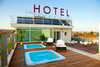 Breaking Business Hotel