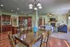 Spacious Omaha Home With Expansive Yard And Patio