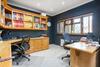 Villa Spacious Fully Detached House In Chigwell
