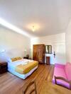 Hostal Albichambre