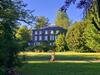 Chalets Dans Le Parc D'un Manoir Du 19eme Si�cle
