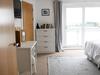 Pass The Keys Galwad-y-m�r Stunning Apartment On Llanelli Coast