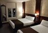 Bed & Breakfast Ewings Bar & Accommodation