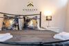 Apartamento ?onpoint -fresh 2 Bedroom Apt With Parking!?