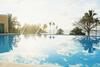 Apartamento Lovely 3 Bedroom With Infinity Pool/private Beach