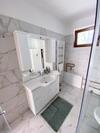 Piros Vend�gh�z