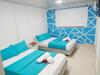 Apartamento Cerca Al Centro Hist�rico En Edificio Frente A La Playa A-3-5