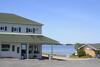 Carolyn Beach Motor Inn