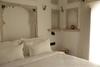 Hostal Little Garden Guest House