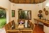 Hostal The Celtis Manor Guest House