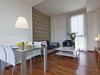 Inside Barcelona Apartments Mercat