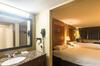 Motel Cline Shale Inn & Suites
