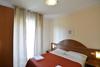 B&B Maricl�
