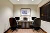 Hotel London Airport Inn & Suites