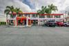 Hotel Howard Johnson Inn And Suites Reseda