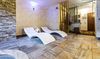 Aurelia Garden Gold Bed & Breakfast