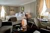 Hotel Le Burgundy Paris