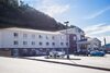 Holiday Inn Express Hotel & Suites