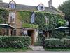 Hostal The Falkland Arms