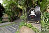 Hotel Bebek Tepi Sawah Restaurant & Villas