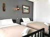 Hostal The Royal Guest House