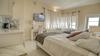 Deluxe Studios And Apartments At The Shelborne