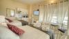 Deluxe Studios And Apartments At The Shelborne