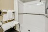 Hotel Quality Inn & Suites