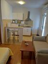 Residencia Guesthouse Anica