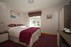 Hostal Riverside Cottage Guesthouse