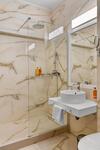 Hotel Athos R.m.t.