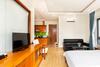 Sunny Hotel And Apartment