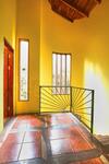 Hostal Tico Adventure Lodge