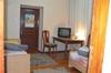 Hostal Lotos Guest House