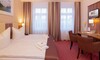 Gold Hotel