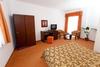 Hostal Pension Pantheon